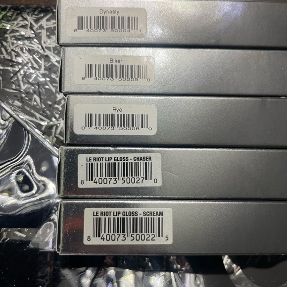 🔥🔥HAUS LABS BY LADY GAGA Makeup with Bag - Picture 4 of 6